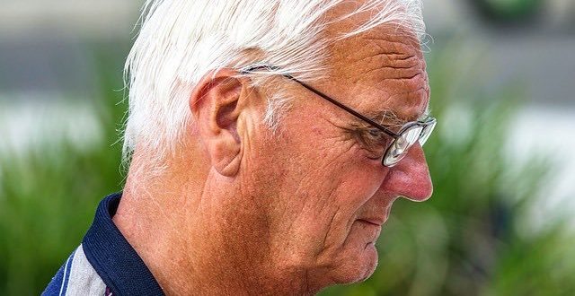 För dina urinträngningar kan du prova Cernitol, Curbisal, Prosabal, Prostakan, Sabamin eller Sanaxeen.